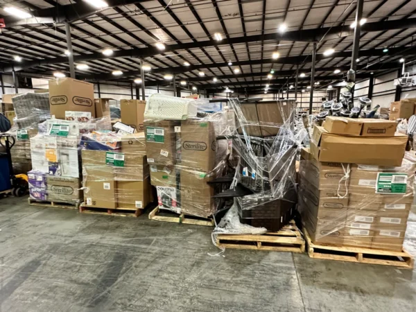 TGT APPAREL Pallet - Image 5