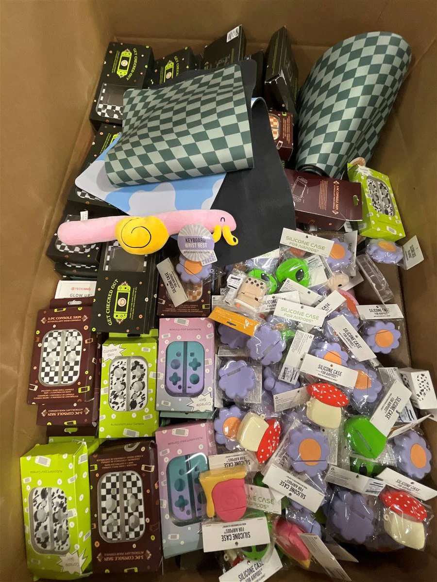 G51670-2_6c140354-a2b4-4218-a3ba-4c1f34f619e5 Assorted Tech Accessories: 92% Off Original Retail (G51670) - Image 1