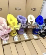 Buy UGG Liquidation Pallets (80+ Pairs From $500)
