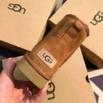 Buy UGG Liquidation Pallets (80+ Pairs From $500) - Image 4
