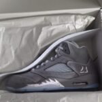 Sneakers Pallets - Image 3