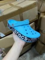 Buy Crocs Wholesale Pallets (100 + Pairs From $250) - Image 5