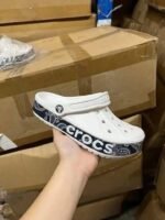 Buy Crocs Wholesale Pallets (100 + Pairs From $250) - Image 4