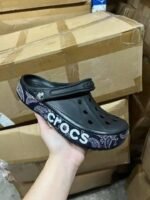 Buy Crocs Wholesale Pallets (100 + Pairs From $250) - Image 2